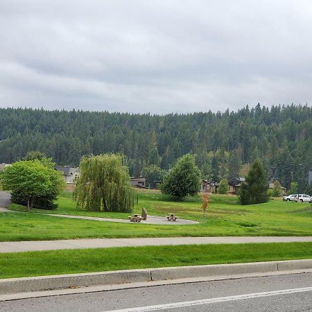 Huetter Lane Bagian luar foto